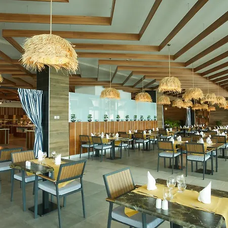 Szálloda Secrets Sunny And (adults Only)