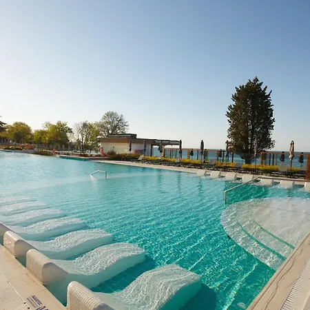 Secrets Sunny And (adults Only) 5*