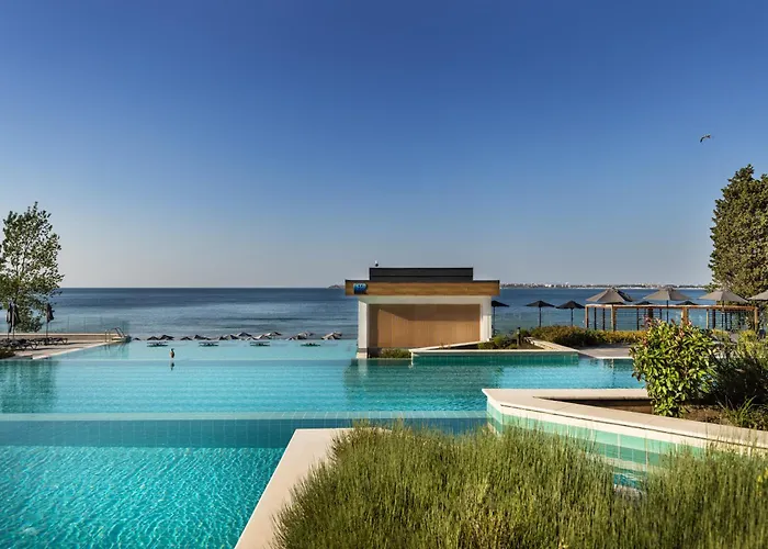 Secrets Sunny And (adults Only) 5*